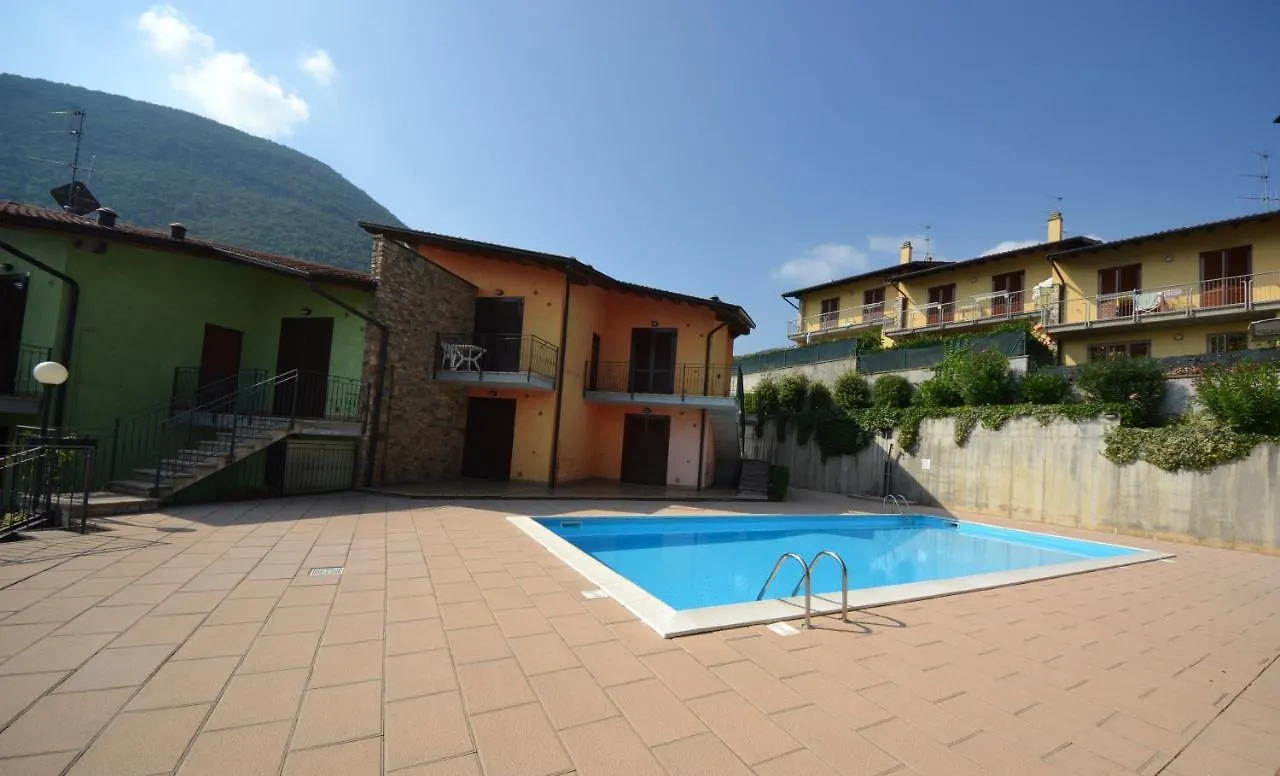 Residenza Coccinelle Vista Lago D'Iseo Tavernola Bergamasca Lägenhet
