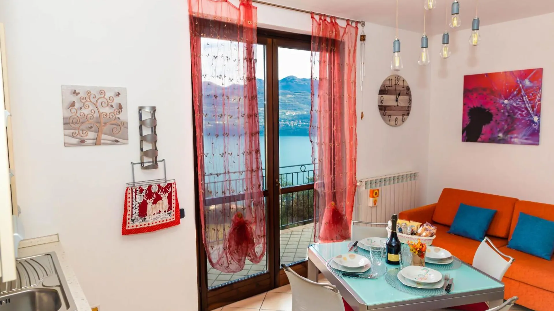 Residenza Coccinelle Vista Lago D'Iseo Tavernola Bergamasca 0*,